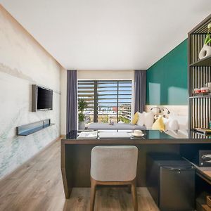 Twin Room City View